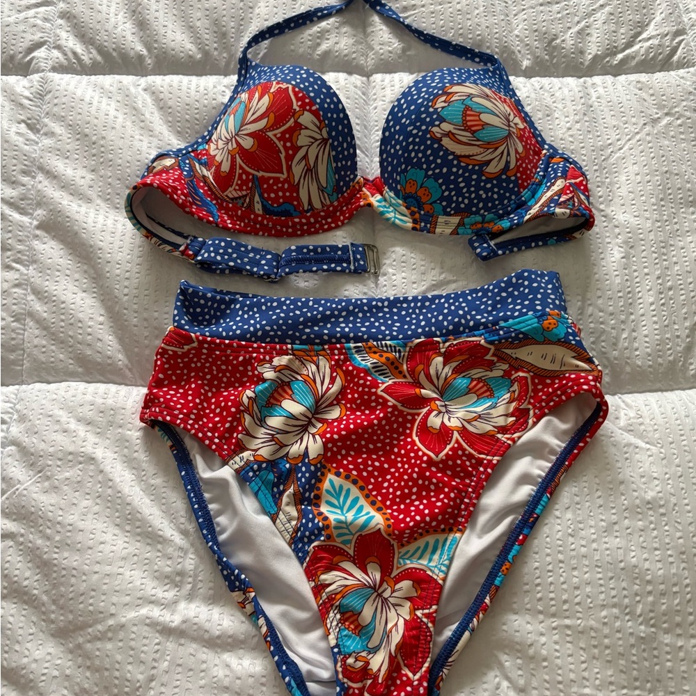 VENUS Blue and White Polka Dot Bikini